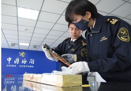 深圳海关查获瞒报电子烟配件10万个，跨境出口务必严守申报合规